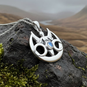 Triple Moon Goddess Triquetra Pendant Necklace - Stainless Steel Celtic Knot Moon Pagan Wiccan Necklace