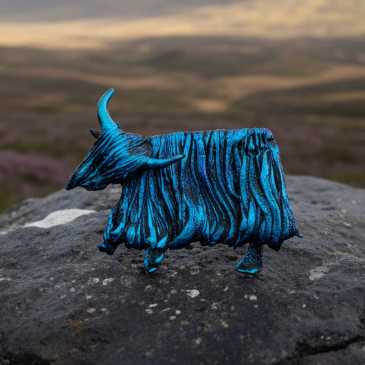 Highland Cow Brooch, Scottish Cow Gift, Scotland Jewelry, Scotland Pin, Animal Brooch, Celtic Pin, Highland Coo, Mom Gift, Celtic Jewelry