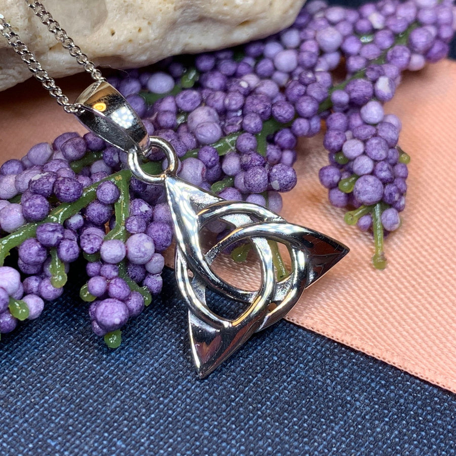 Trinity Knot Necklace, Celtic Jewelry, Irish Jewelry, Triquetra Jewelry, Scotland Jewelry, Silver Celtic Knot, Anniversary Gift, Mom Gift