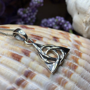 Trinity Knot Necklace, Celtic Jewelry, Irish Jewelry, Triquetra Jewelry, Scotland Jewelry, Silver Celtic Knot, Anniversary Gift, Mom Gift