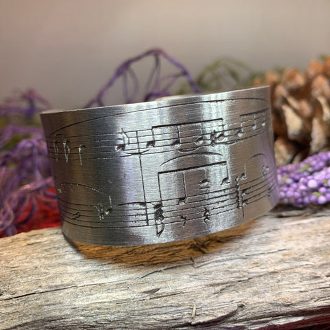 Load image into Gallery viewer, Music Bracelet, Musician Jewelry, Bangle Bracelet, Music Note Gift, Pewter Jewelry, Wife Gift, Girlfriend Gift, Sister Gift, Mom Gift
