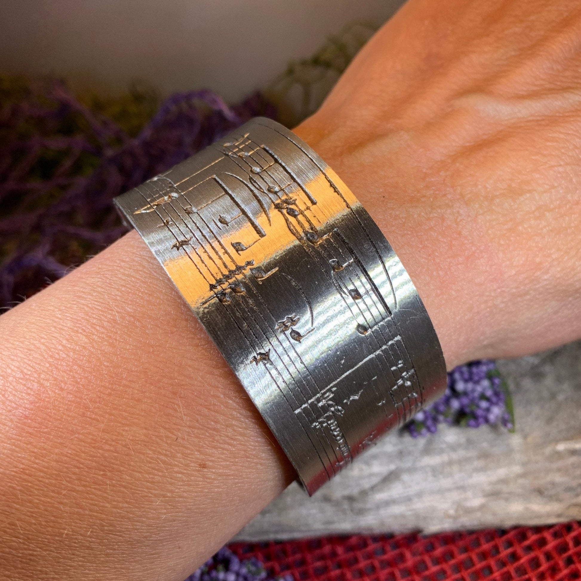 Music Bracelet, Musician Jewelry, Bangle Bracelet, Music Note Gift, Pewter Jewelry, Wife Gift, Girlfriend Gift, Sister Gift, Mom Gift