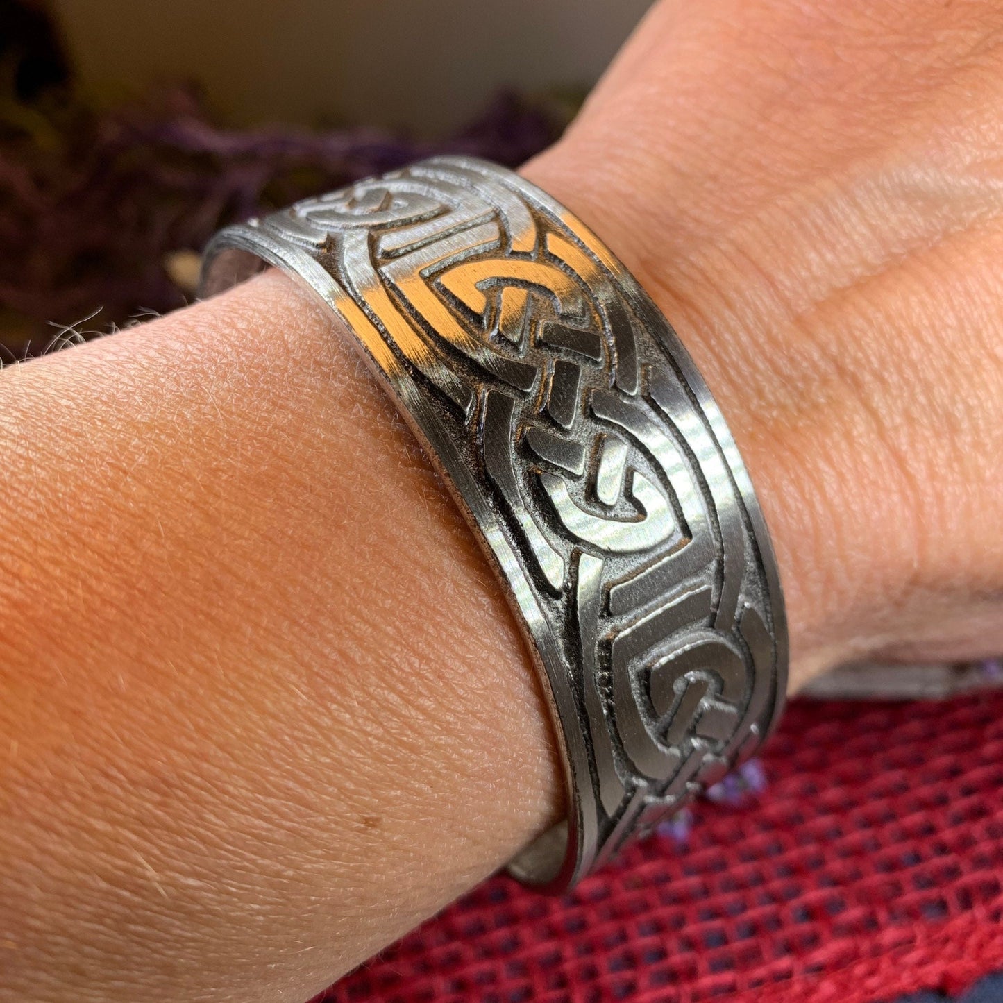Celtic Knot Bracelet, Celtic Jewelry, Irish Bangle Bracelet, Scotland Jewelry, Ireland Jewelry, Celtic Cuff, Wife Gift, Girlfriend Gift