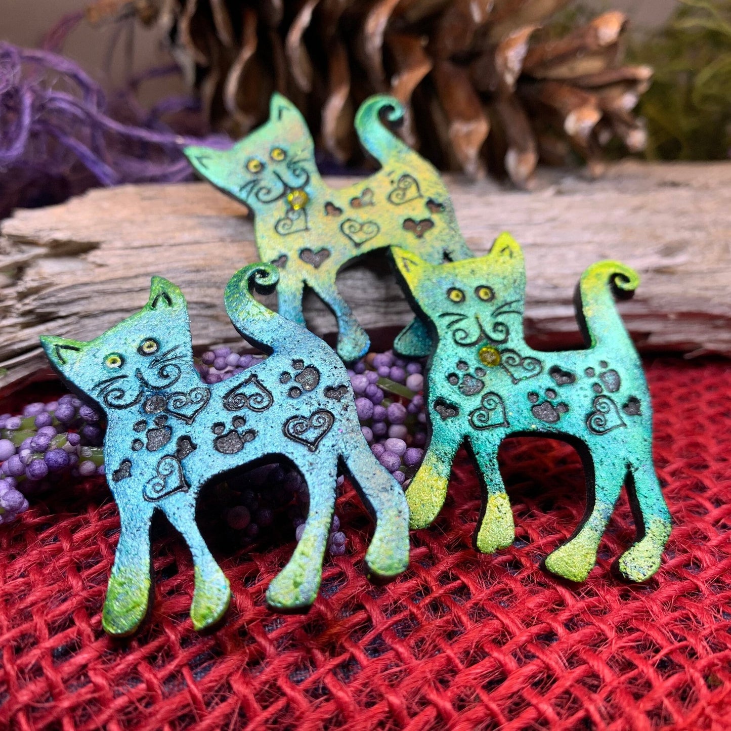 Cat Brooch, Cat Lover Gift, Scotland Jewelry, Cat Pin, Scarf Pin, Celtic Pin, Cat Jewelry, Teacher Gift, Mom Gift, Sister Gift, Wife Gift