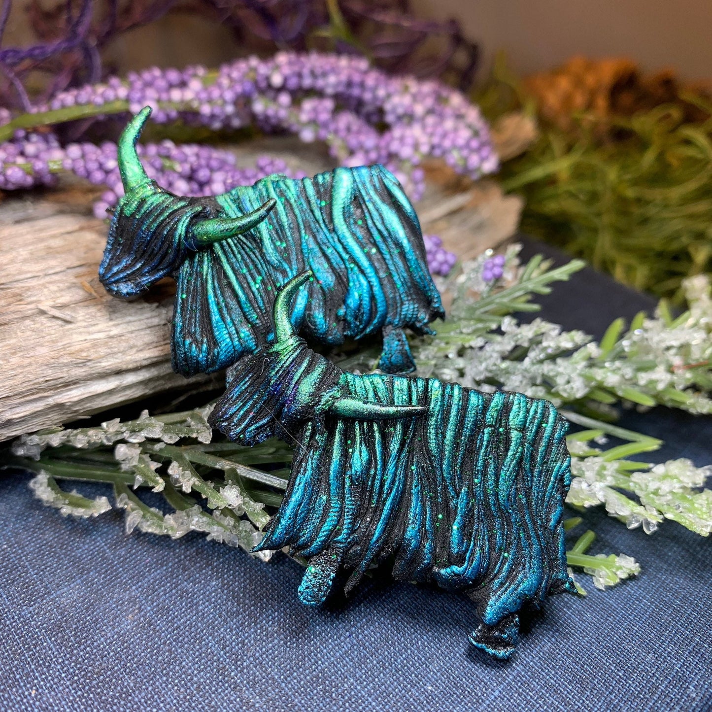 Highland Cow Brooch, Scottish Cow Gift, Scotland Jewelry, Scotland Pin, Animal Brooch, Celtic Pin, Highland Coo, Mom Gift, Celtic Jewelry