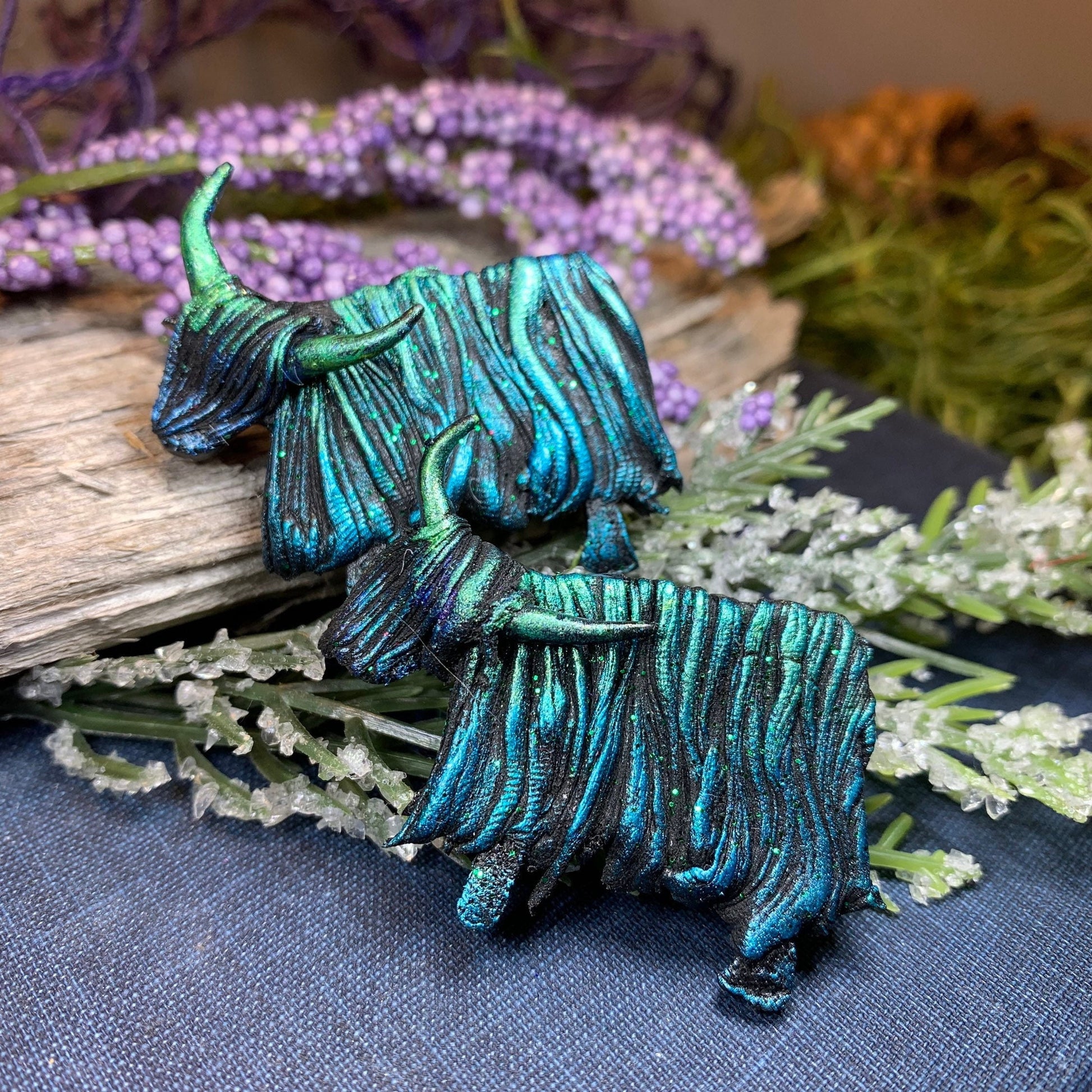 Highland Cow Brooch, Scottish Cow Gift, Scotland Jewelry, Scotland Pin, Animal Brooch, Celtic Pin, Highland Coo, Mom Gift, Celtic Jewelry