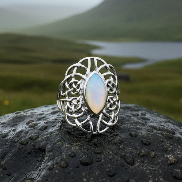 Celtic Knot Ring, Celtic Ring, Boho Statement Ring, Seashell Ring, Irish Ring, Anniversary Gift, Promise Ring, Wife Gift, Mom Gift, Silver