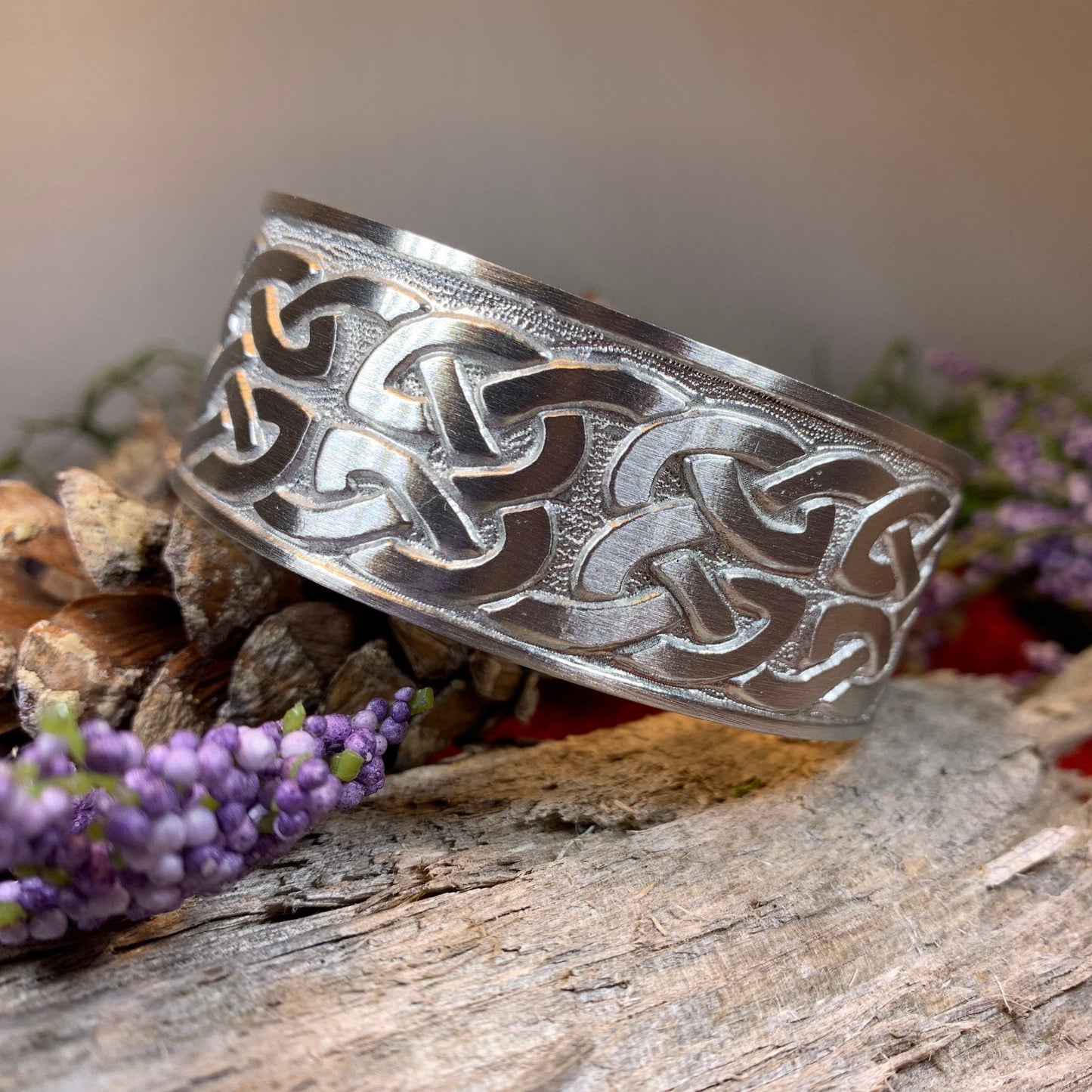 Celtic Knot Bracelet, Celtic Jewelry, Irish Bangle Bracelet, Scotland Jewelry, Ireland Jewelry, Celtic Cuff, Wife Gift, Girlfriend Gift