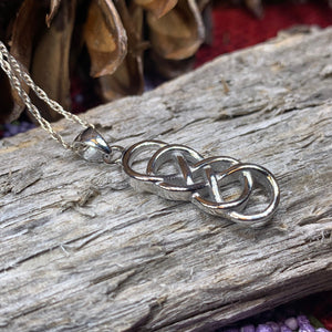 Celtic Knot Necklace, Infinity Jewelry, Celtic Jewelry, Irish Jewelry, Anniversary Gift, Mom Gift, Friendship Gift, Girlfriend Gift