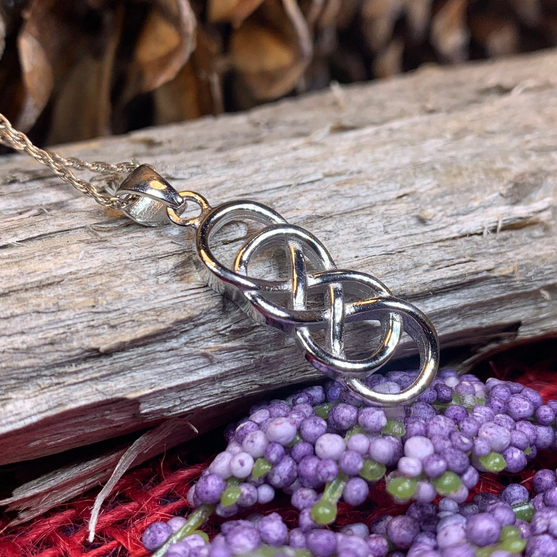 Celtic Knot Necklace, Infinity Jewelry, Celtic Jewelry, Irish Jewelry, Anniversary Gift, Mom Gift, Friendship Gift, Girlfriend Gift
