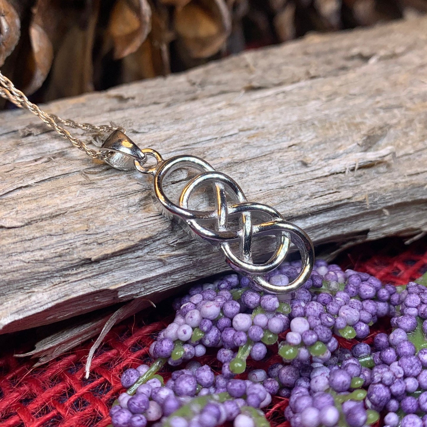 Celtic Knot Necklace, Infinity Jewelry, Celtic Jewelry, Irish Jewelry, Anniversary Gift, Mom Gift, Friendship Gift, Girlfriend Gift