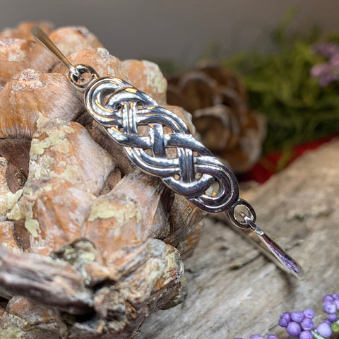 Load image into Gallery viewer, Celtic Knot Bracelet, Celtic Jewelry, Irish Jewelry, Love Knot Jewelry, Bridal Jewelry, Viking Jewelry, Wife Gift, Silver Bangle Bracelet
