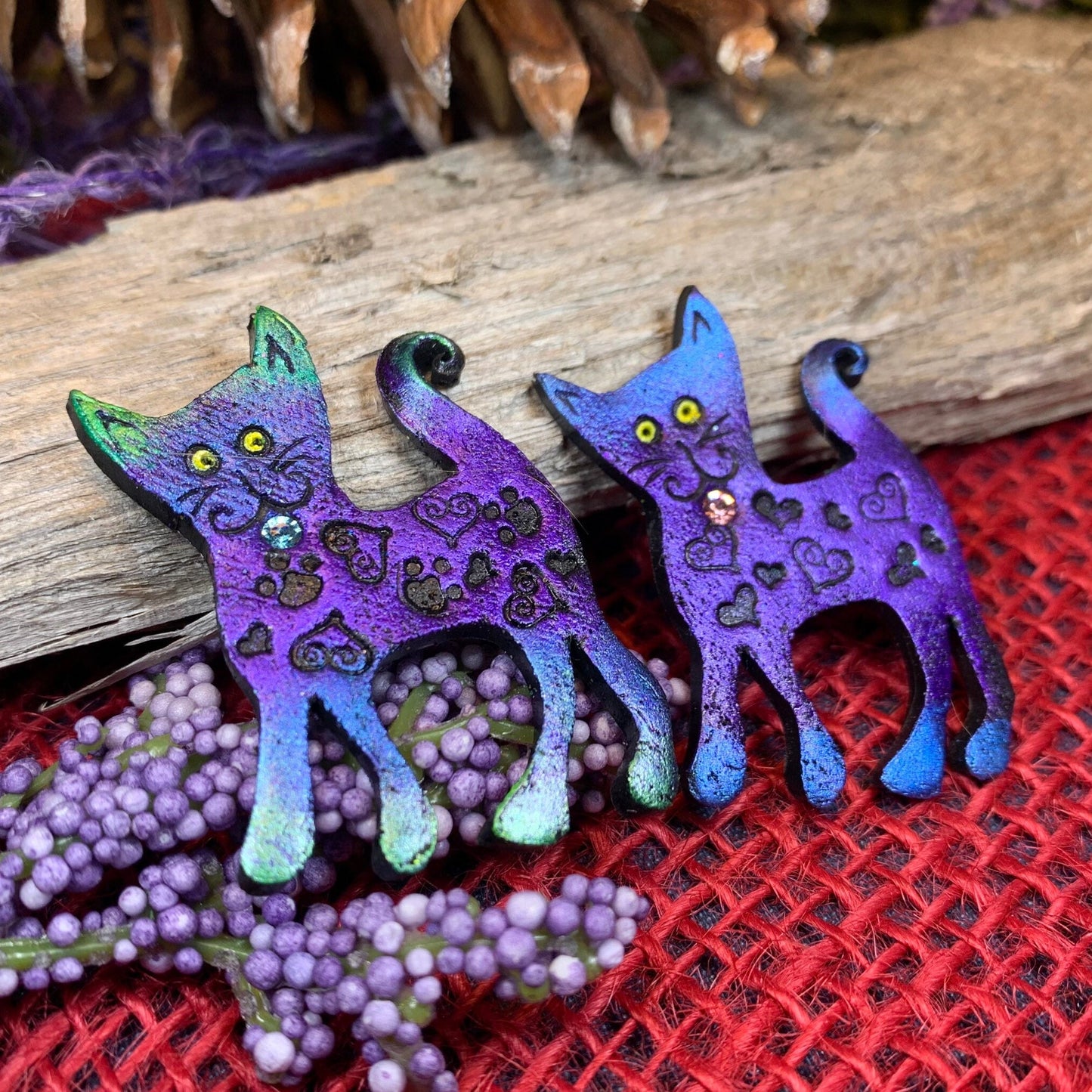 Cat Brooch, Cat Lover Gift, Scotland Jewelry, Cat Pin, Scarf Pin, Celtic Pin, Cat Jewelry, Teacher Gift, Mom Gift, Sister Gift, Wife Gift