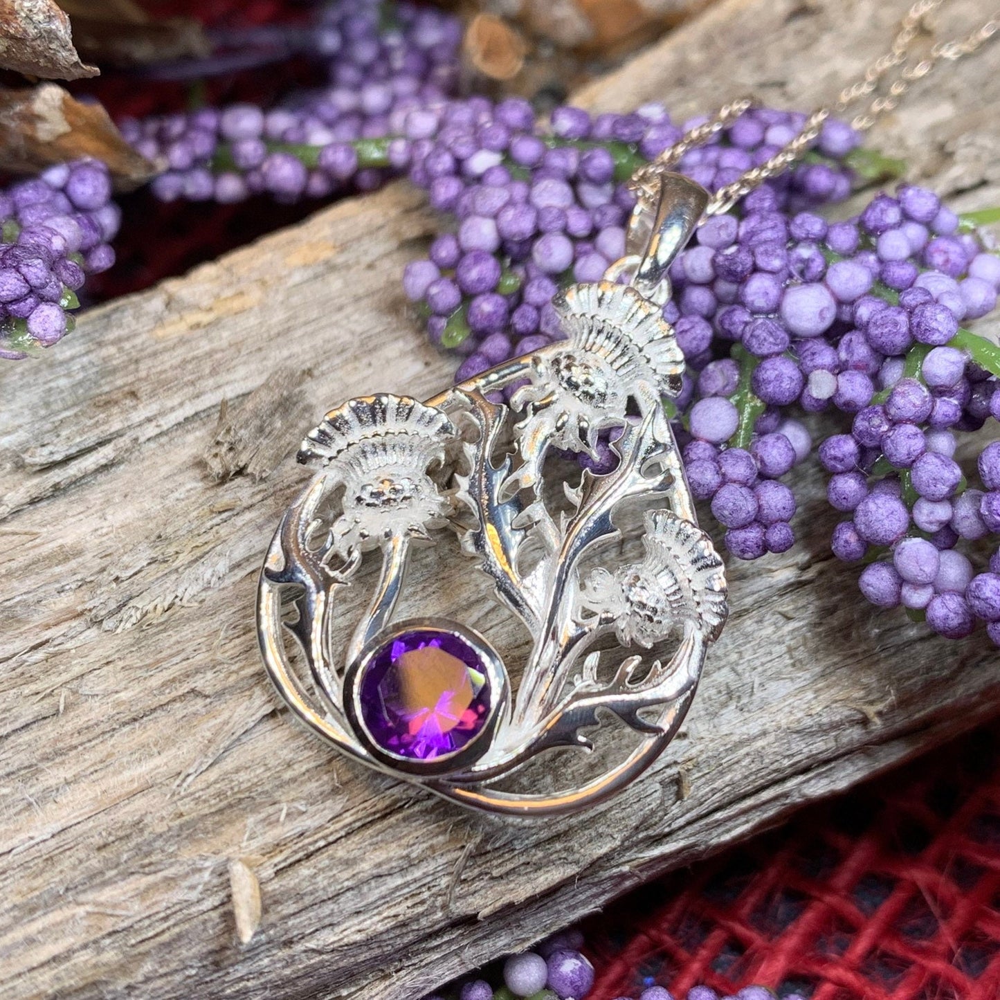 Thistle Necklace, Celtic Jewelry, Scotland Jewelry, Wife Gift, Celtic Knot Jewelry, Outlander Jewelry, Anniversary Gift, Scottish Necklace