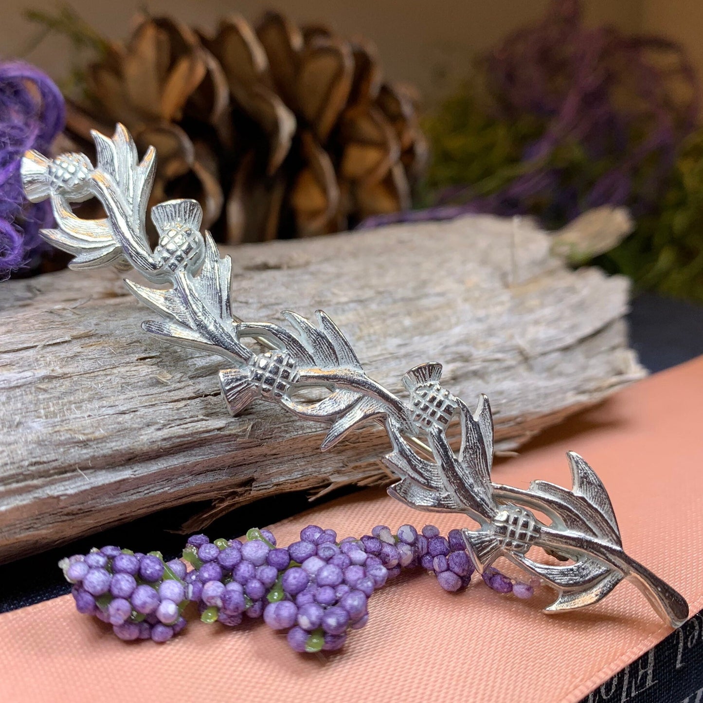 Thistle Brooch, Scottish Kilt Pin, Celtic Kilt Pin, Outlander Jewelry, Nature Jewelry, Thistle Lapel Pin, Bridal Jewelry, Scotland Gift