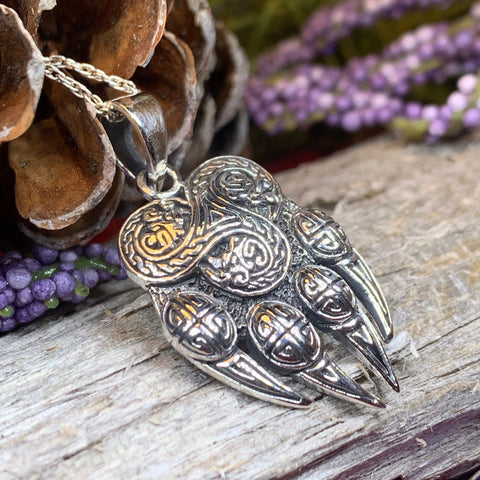 Load image into Gallery viewer, Bear Claw Necklace, Bear Jewelry, Celtic Jewelry, Animal Jewelry, Viking Jewelry, Norse Jewelry, Wiccan Jewelry, Pagan Jewelry, Wolf Paw
