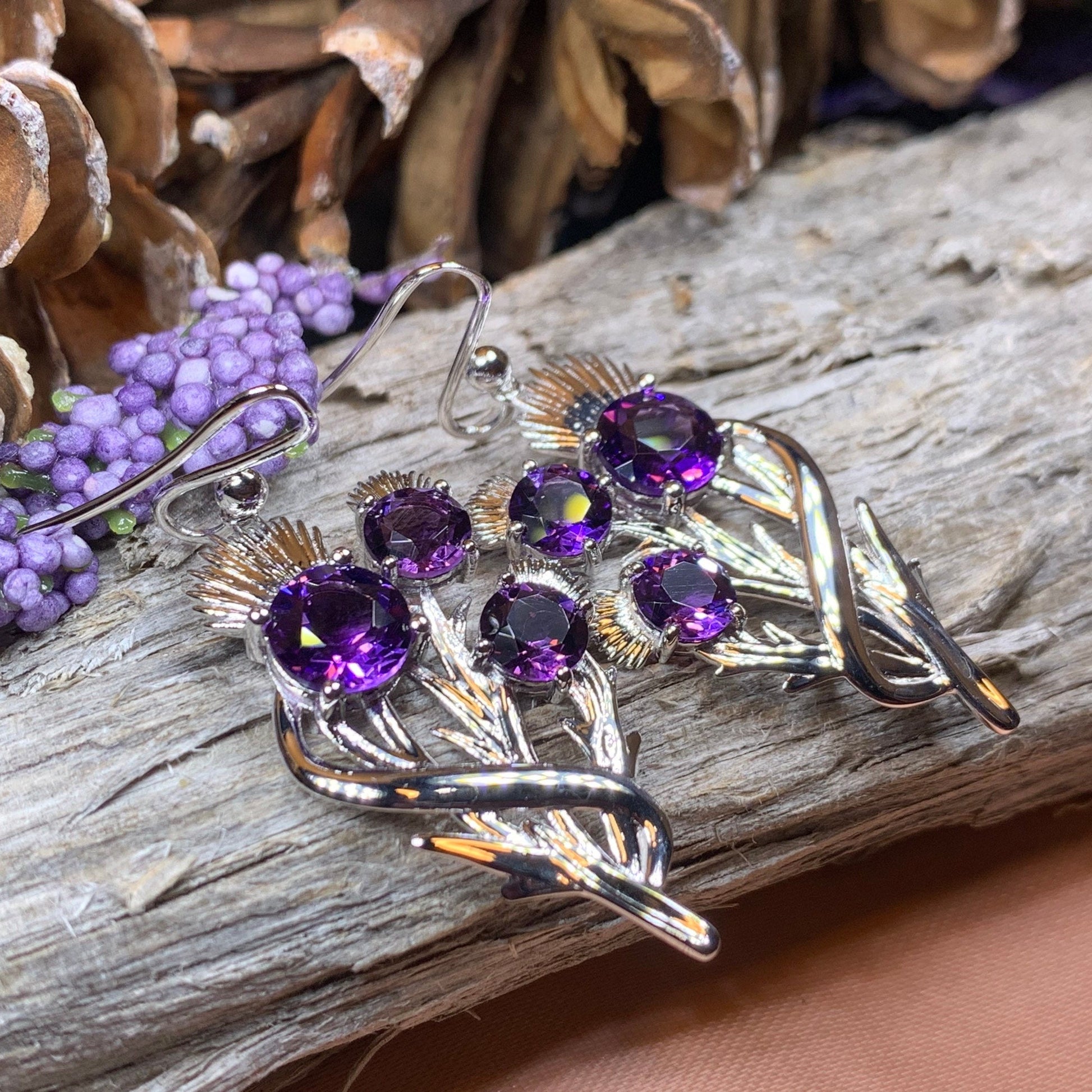 Thistle Earrings, Celtic Jewelry, Scotland Jewelry, Outlander Jewelry, Girlfriend Gift, Sister Gift, Mom Gift, Nature Jewelry, Wife Gift