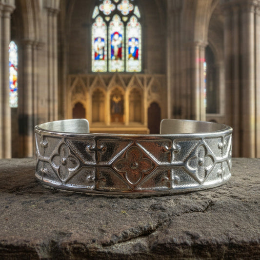 Celtic Bracelet, Celtic Jewelry, Irish Jewelry, Bangle Bracelet, Scotland Jewelry, Ireland Gift, Wife Gift, Girlfriend Gift, Sister Gift