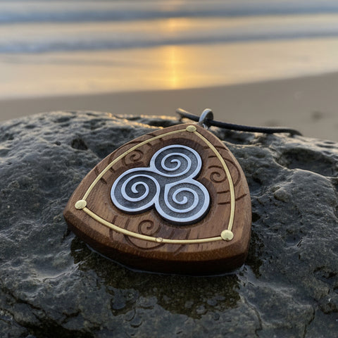 Load image into Gallery viewer, Triple Spiral Necklace, Celtic Necklace, Irish Jewelry, Norse Jewelry, Scotland Jewelry, Anniversary Gift, Boho Jewelry, Mom Gift, Wife Gift
