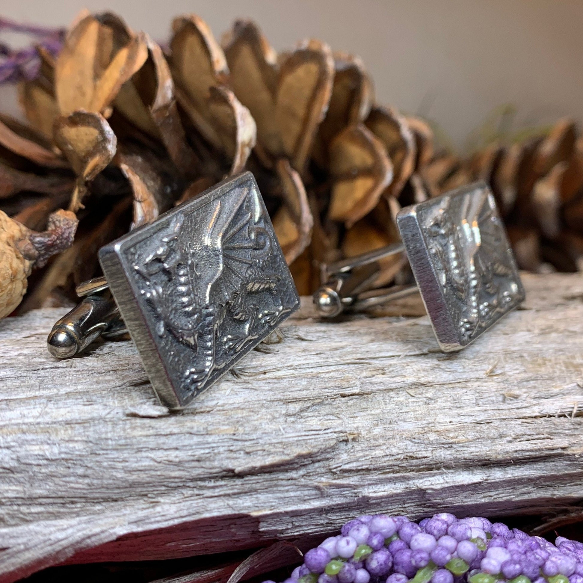 Welsh Dragon Cuff Links, Dragon Jewelry, Animal Jewelry, Wales Jewelry, Celtic Jewelry, Welsh Groom Gift, Best Man Gift, Anniversary Gift