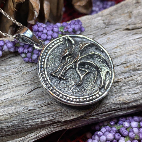 Load image into Gallery viewer, Wolf Necklace, Celtic Jewelry, Norse Jewelry, Pagan Jewelry, Viking Jewelry, Animal Jewelry, Lone Wolf Gift, Direwolf Jewelry, Dad Gift
