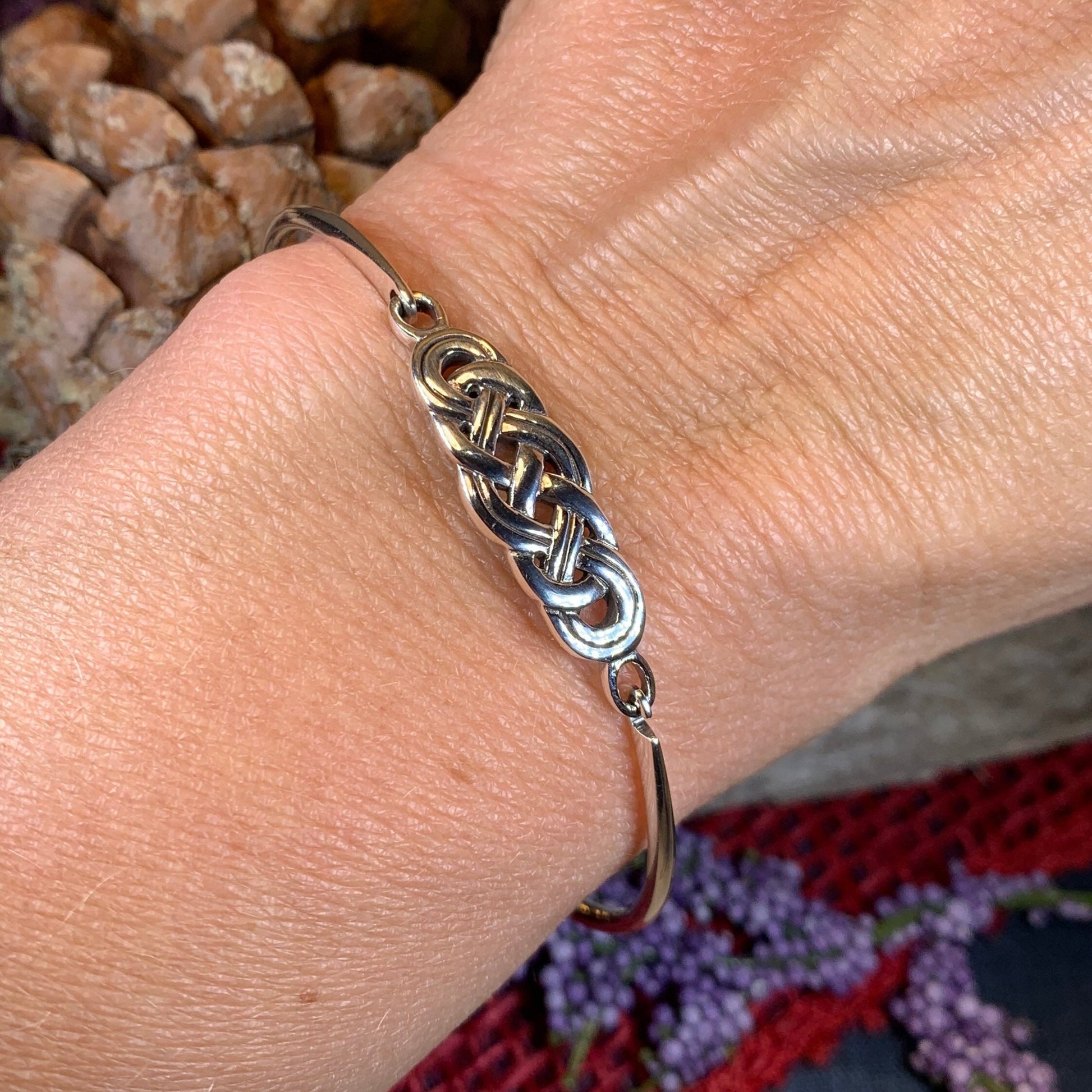 Celtic Knot Bracelet, Celtic Jewelry, Irish Jewelry, Love Knot Jewelry, Bridal Jewelry, Viking Jewelry, Wife Gift, Silver Bangle Bracelet