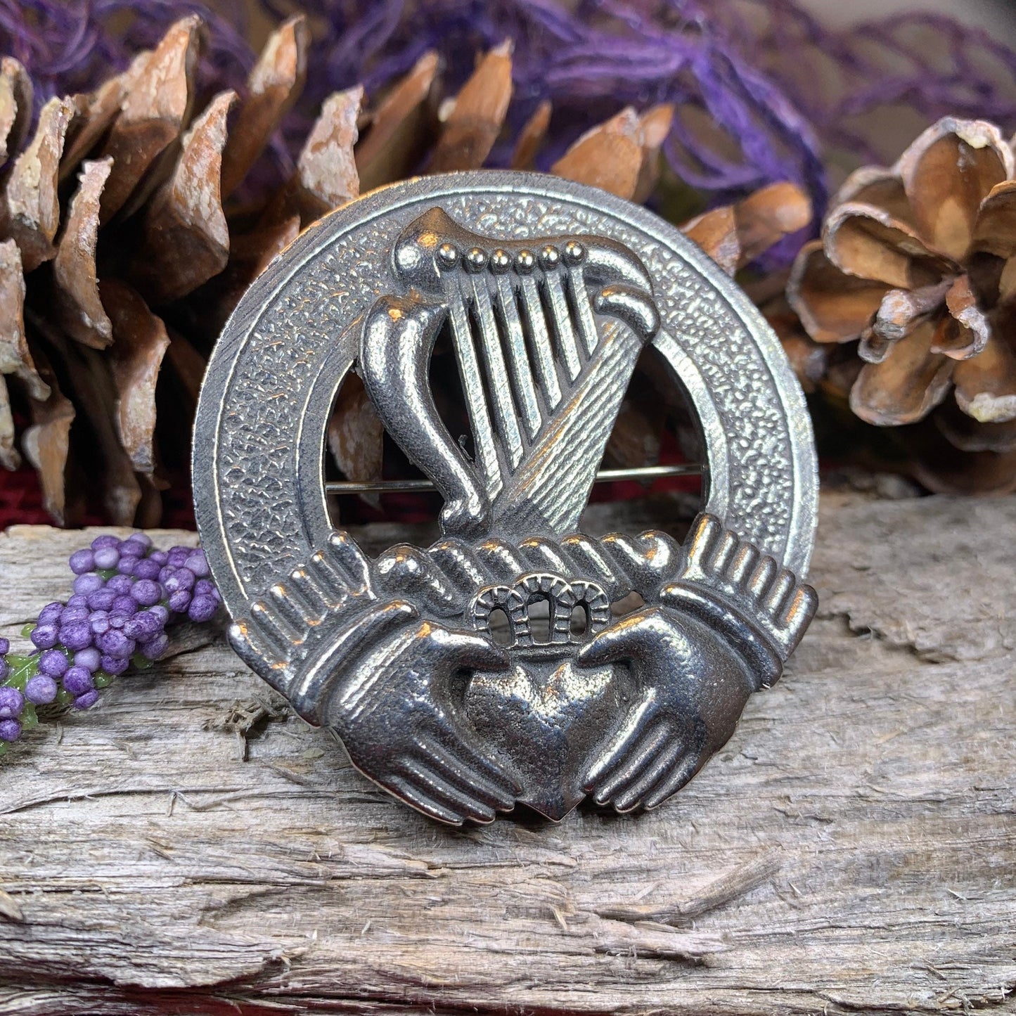 Irish Claddagh Harp Brooch — view 9