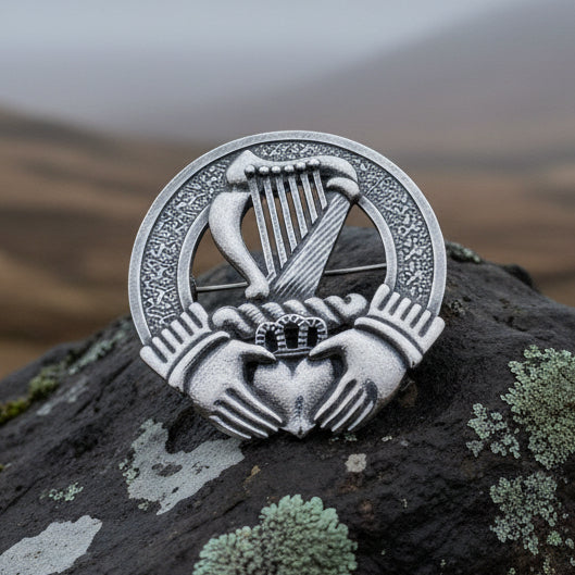 Irish Claddagh Harp Brooch — view 7