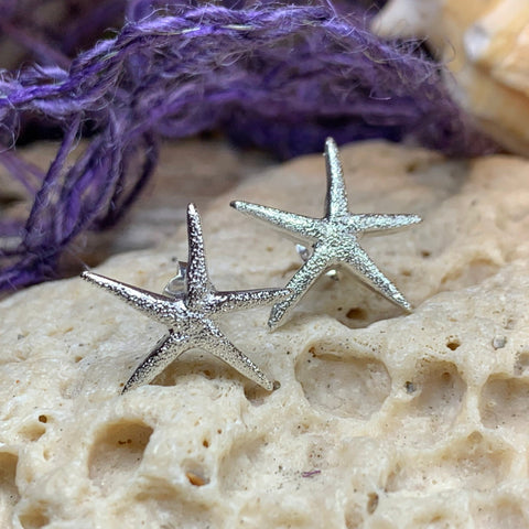Load image into Gallery viewer, Starfish Earrings, Nautical Jewelry, Beach Jewelry, Christian Jewelry, Sea Jewelry, Animal Jewelry, Nature Earrings, Beach Jewelry
