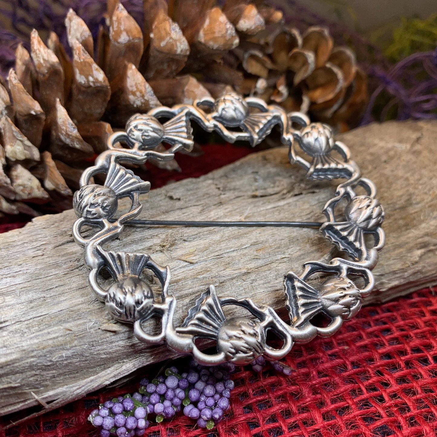 Thistle Brooch, Celtic Jewelry, Scottish Pin, Scotland Brooch, Celtic Brooch, Anniversary Gift, Cap Badge Pin, Bagpiper Gift, Plaid Pin