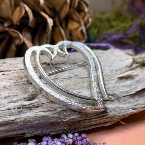 Load image into Gallery viewer, Luckenbooth Brooch, Scotland Jewelry, Mary Queen of Scots, Scotland Pin, Murtagh's Luckenbooth, Anniversary Gift, Bride Pin, Heart Jewelry
