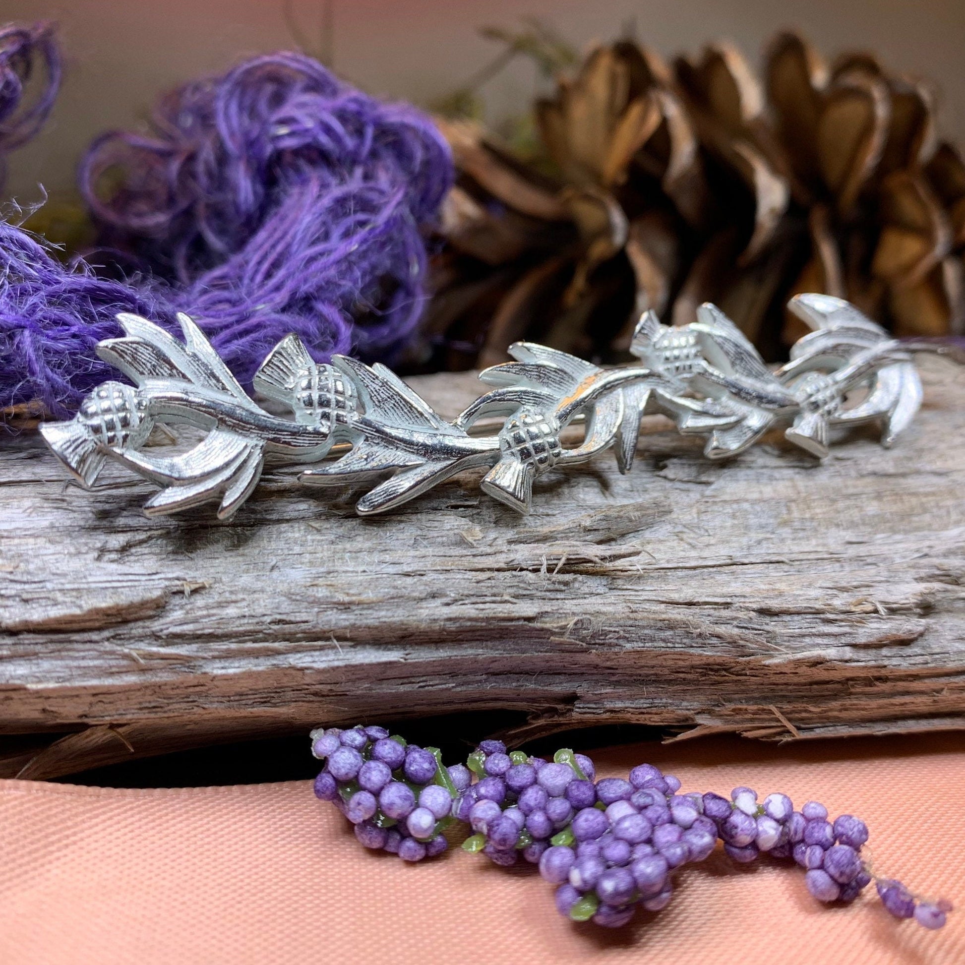 Thistle Brooch, Scottish Kilt Pin, Celtic Kilt Pin, Outlander Jewelry, Nature Jewelry, Thistle Lapel Pin, Bridal Jewelry, Scotland Gift