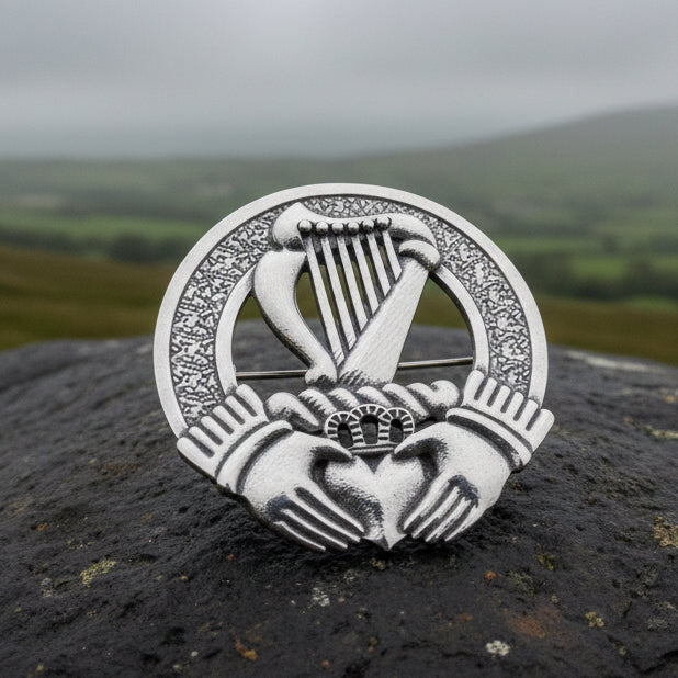 Claddagh Brooch, Celtic Jewelry, Irish Pin, Harp Brooch, Ireland Brooch, Anniversary Gift, Cap Badge Pin, Bagpiper Gift, Plaid Pin