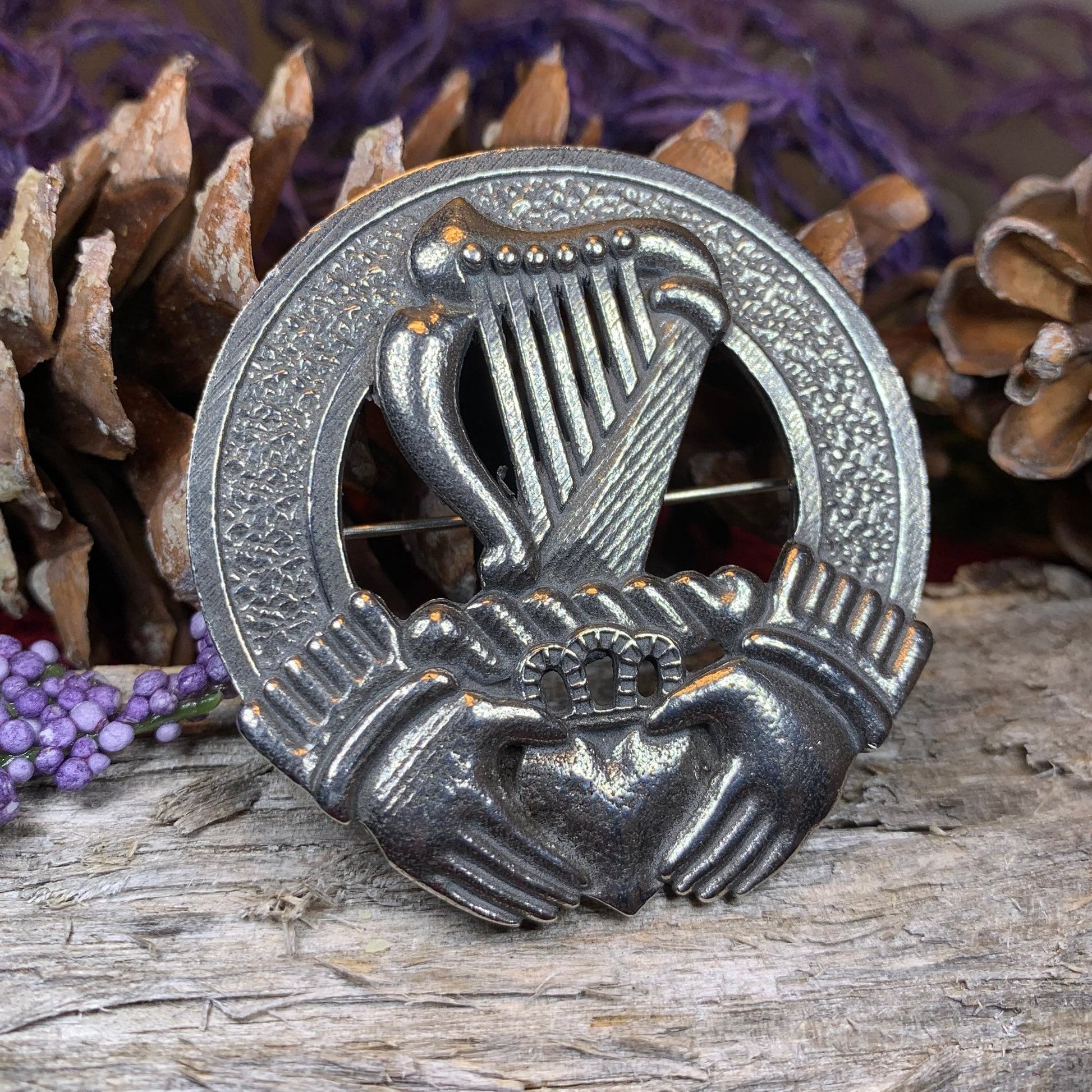 Irish Claddagh Harp Brooch — view 6