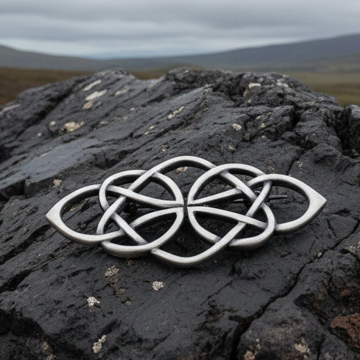 Celtic Knot Brooch, Celtic Jewelry, Irish Jewelry, Scotland Brooch, Celtic Brooch, Anniversary Gift, Celtic Knot Pin, Ireland Gift, Mom Gift
