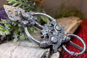 Celtic Brooch, Celtic Jewelry, Viking Pin, Wolf Pin, Friendship Gift, Scotland Jewelry, Norse Jewelry, Celtic Tartan Pin, Plaid Pin