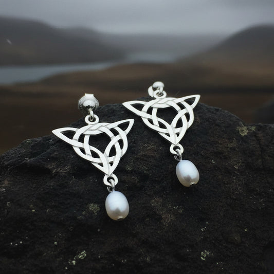 Celtic Knot Earrings, Celtic Jewelry, Irish Jewelry, Anniversary Gift, Scotland Jewelry, Wife Gift, Pearl Drop Earrings, Ireland Gift