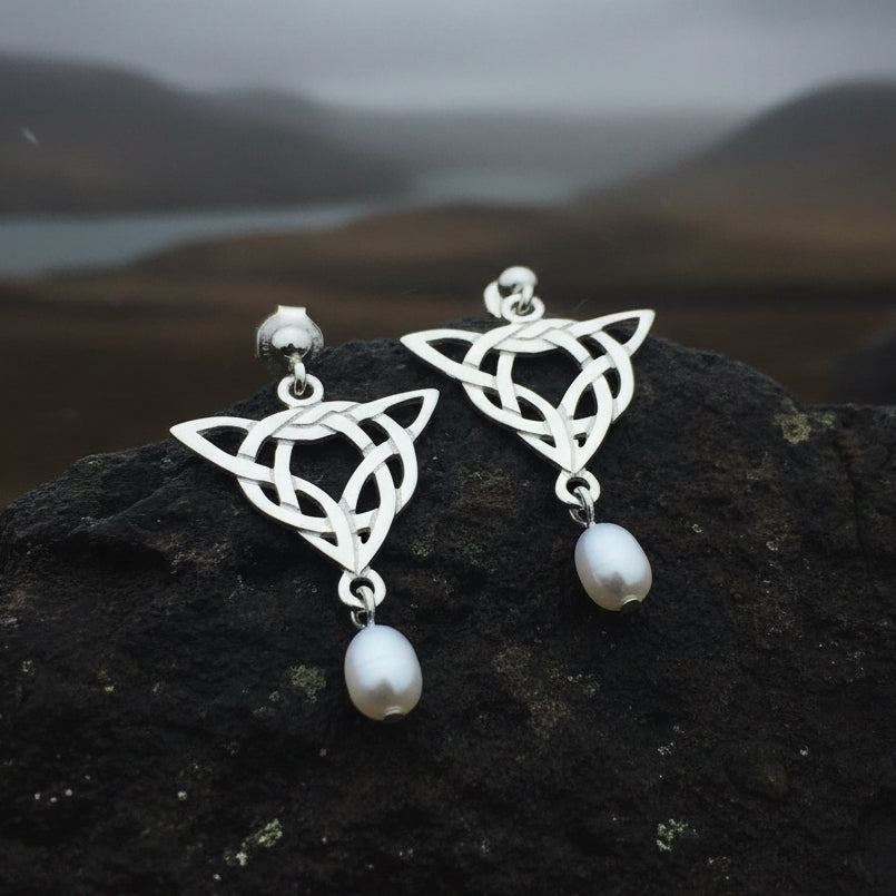 Celtic Knot Earrings, Celtic Jewelry, Irish Jewelry, Anniversary Gift, Scotland Jewelry, Wife Gift, Pearl Drop Earrings, Ireland Gift