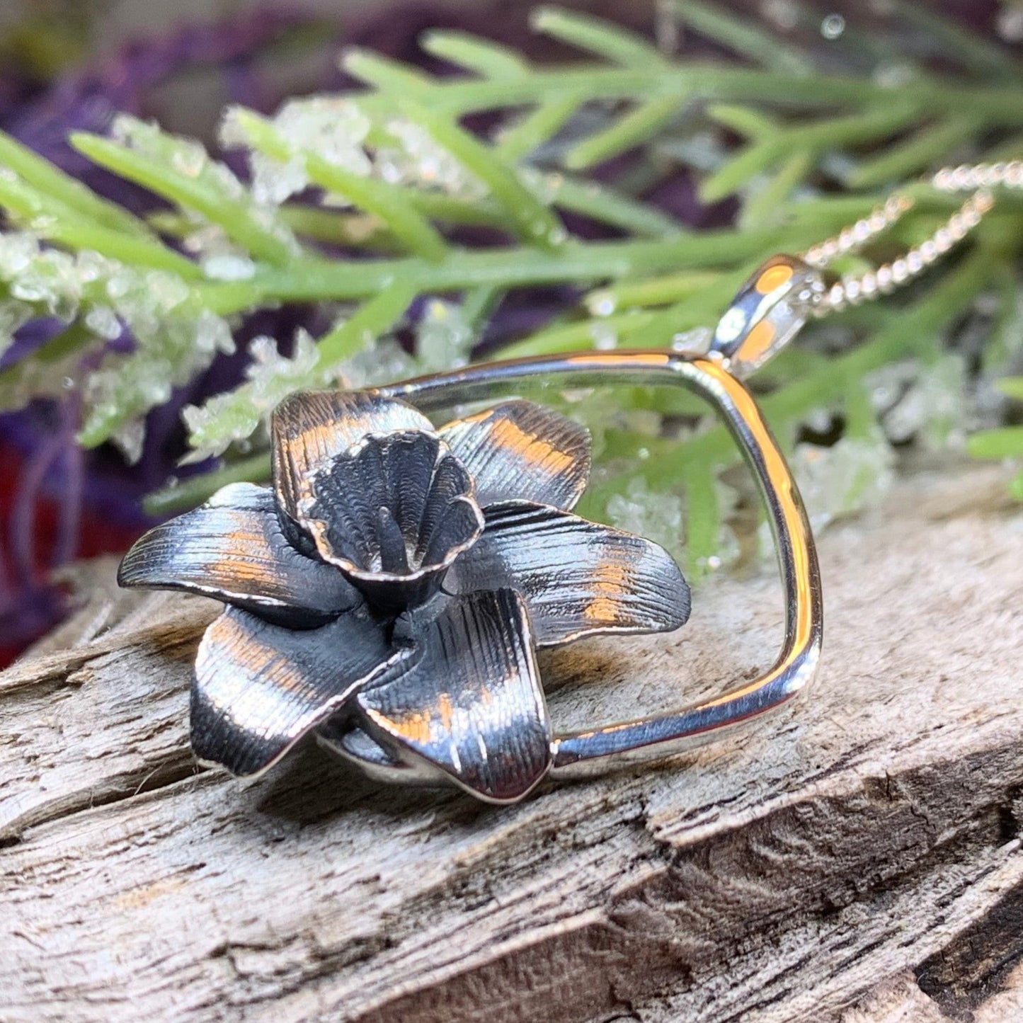 Daffodil Necklace, Celtic Jewelry, Welsh Jewelry, Anniversary Gift, Wales Necklace, Mom Gift, Flower Pendant, Daffodil Pendant, Wife Gift
