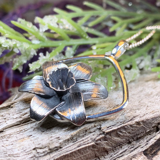 Daffodil Necklace, Celtic Jewelry, Welsh Jewelry, Anniversary Gift, Wales Necklace, Mom Gift, Flower Pendant, Daffodil Pendant, Wife Gift