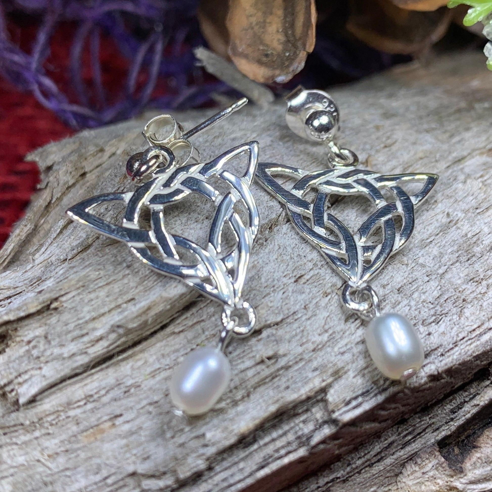 Celtic Knot Earrings, Celtic Jewelry, Irish Jewelry, Anniversary Gift, Scotland Jewelry, Wife Gift, Pearl Drop Earrings, Ireland Gift