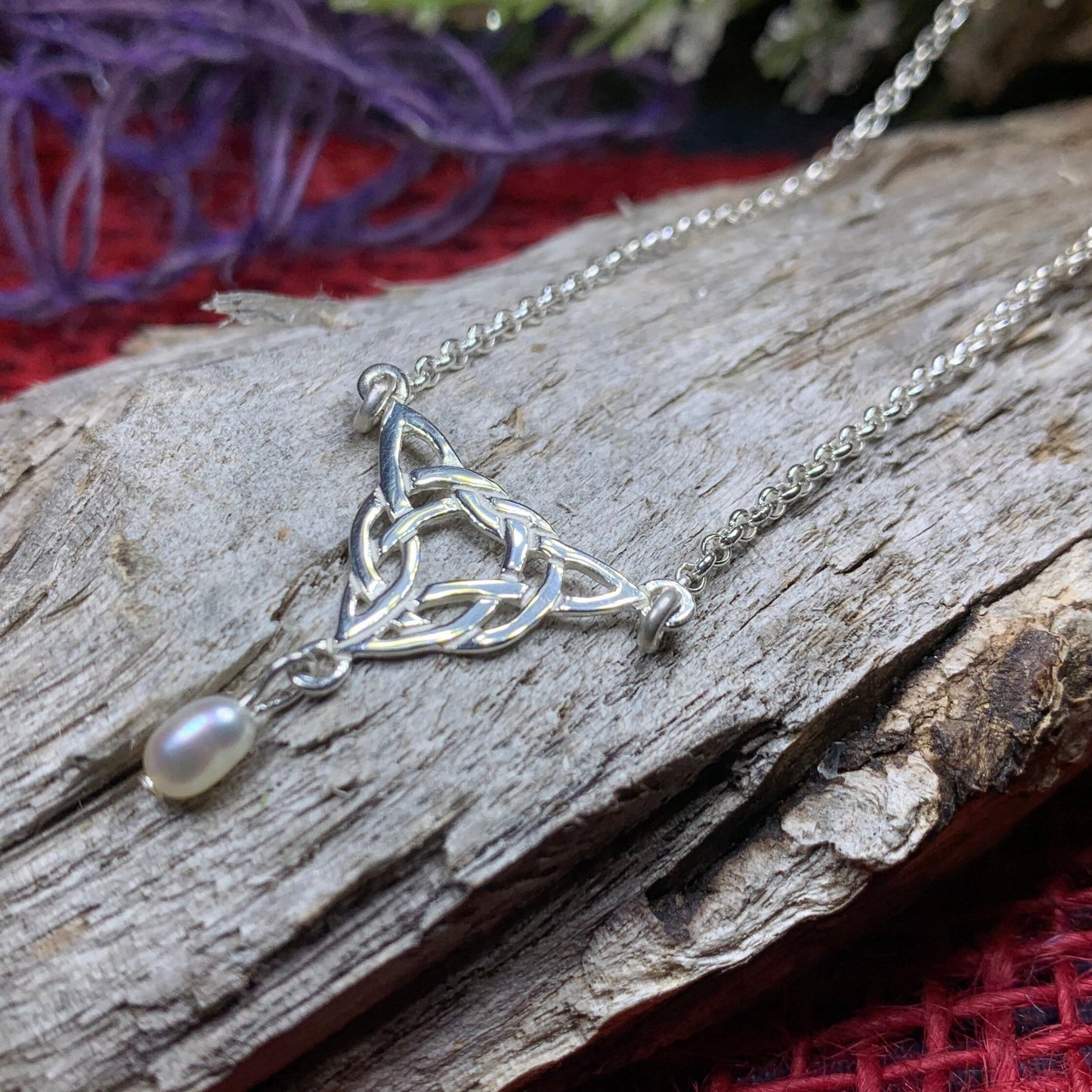 Neamhnaid Celtic Knot Pearl Necklace — view 4