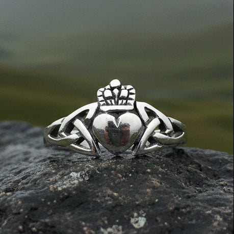 Claddagh Ring, Celtic Jewelry, Irish Jewelry, Celtic Knot Jewelry, Irish Ring, Irish Dance Gift, Anniversary Gift, Bridal Ring, Trinity Knot