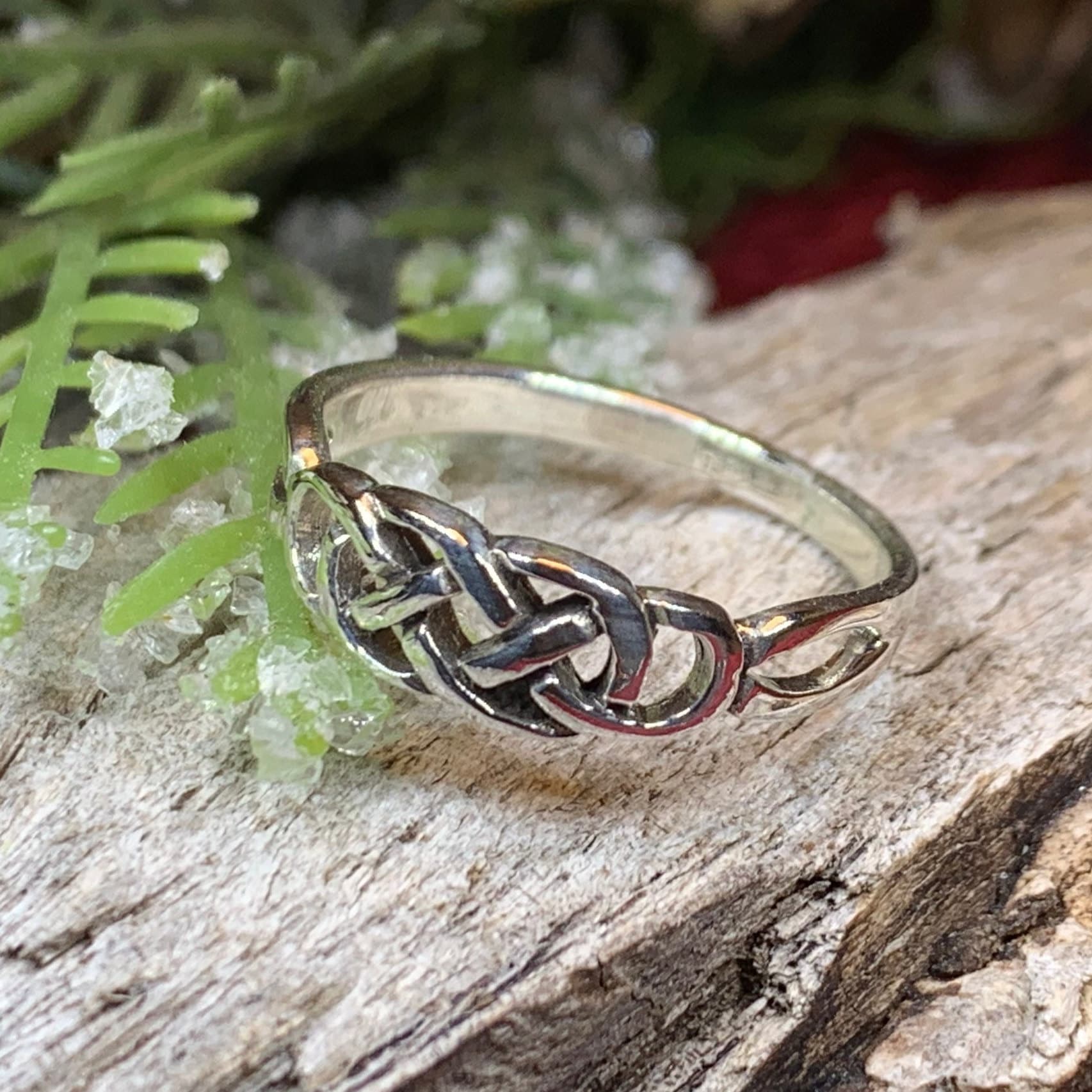 Simplicity Celtic Knot Ring in Sterling Silver — view 4