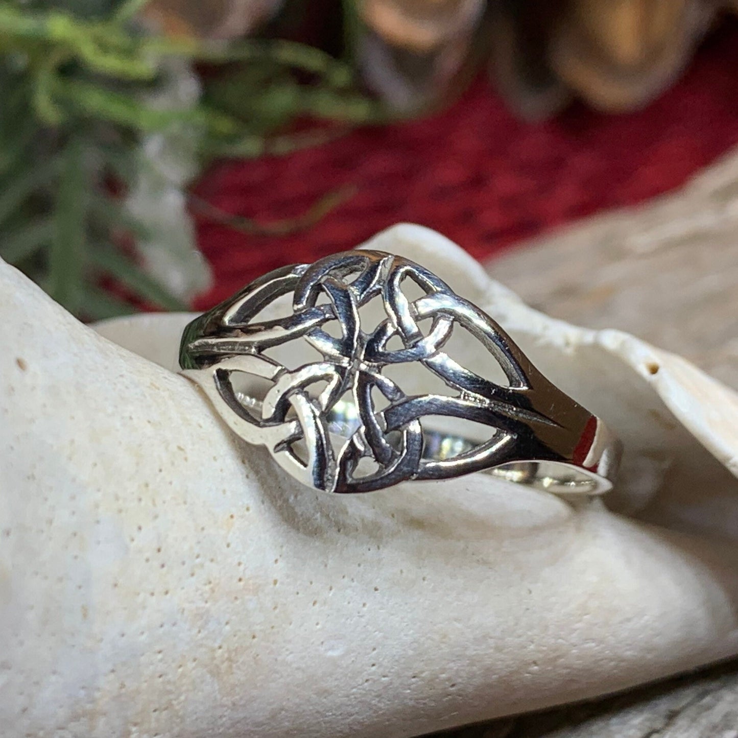 Eiyen Celtic Knot Ring in Sterling Silver — view 2