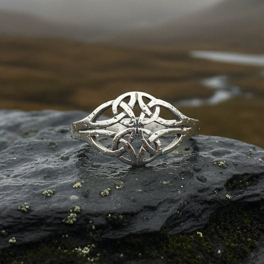 Eiyen Celtic Knot Ring in Sterling Silver — view 3