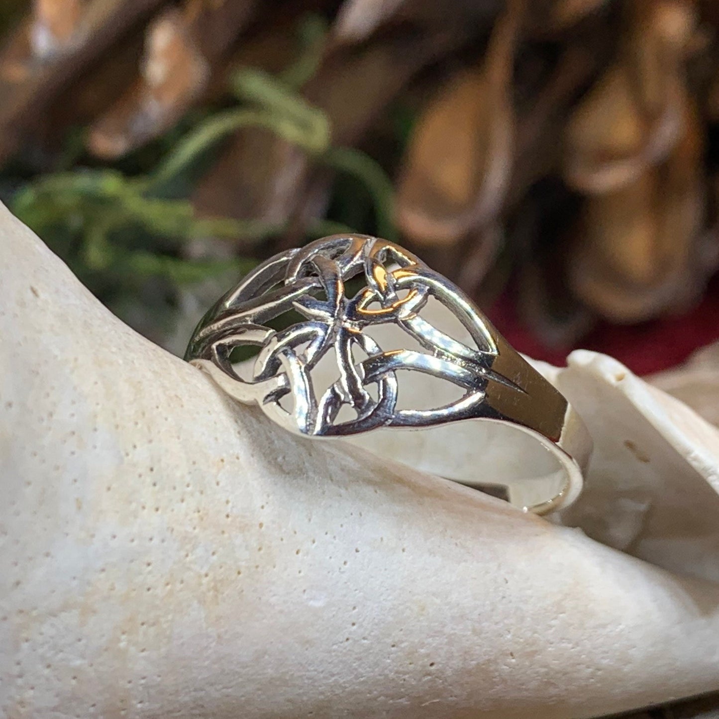 Eiyen Celtic Knot Ring in Sterling Silver — view 8