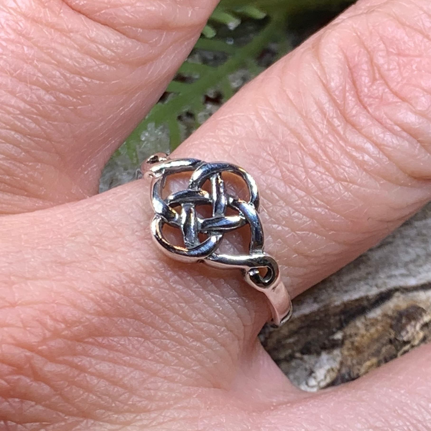 Celtic Knot Ring, Celtic Jewelry, Irish Jewelry, Ireland Jewelry, Trinity Knot Ring, Anniversary Gift, Promise Ring, Scottish Ring, Mom Gift
