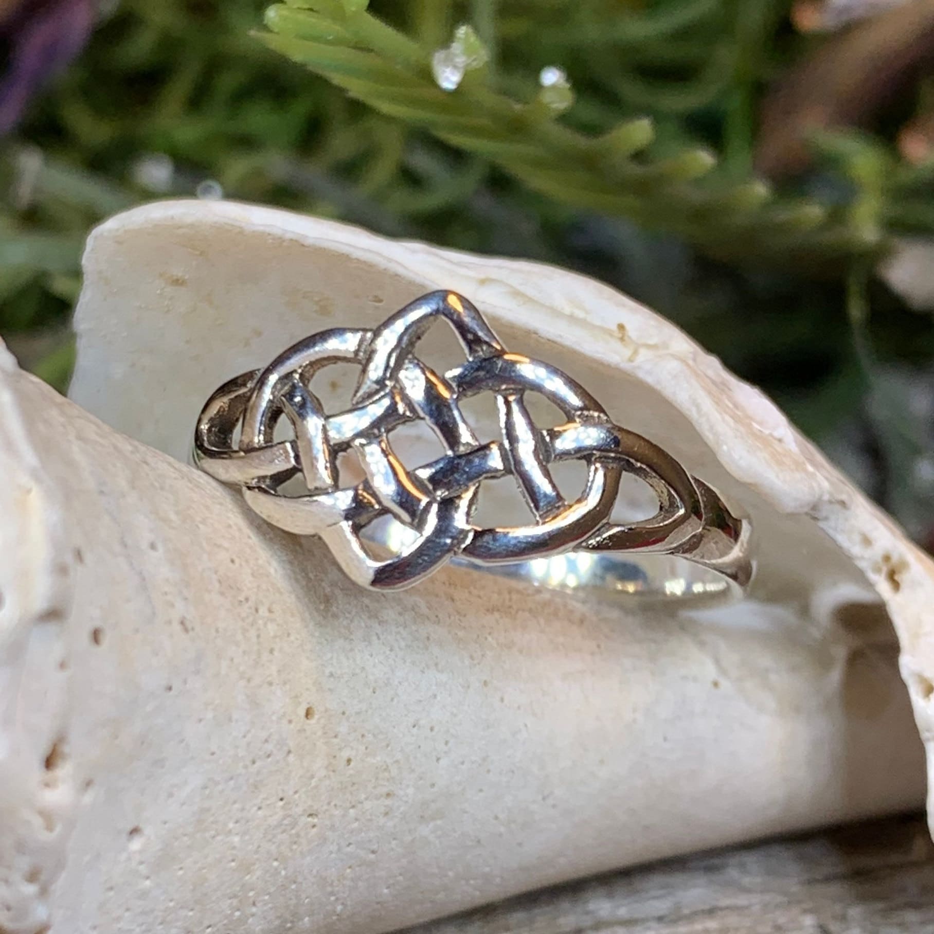 Celtic Knot Ring, Celtic Jewelry, Irish Jewelry, Ireland Jewelry, Trinity Knot Ring, Anniversary Gift, Promise Ring, Scottish Ring, Mom Gift