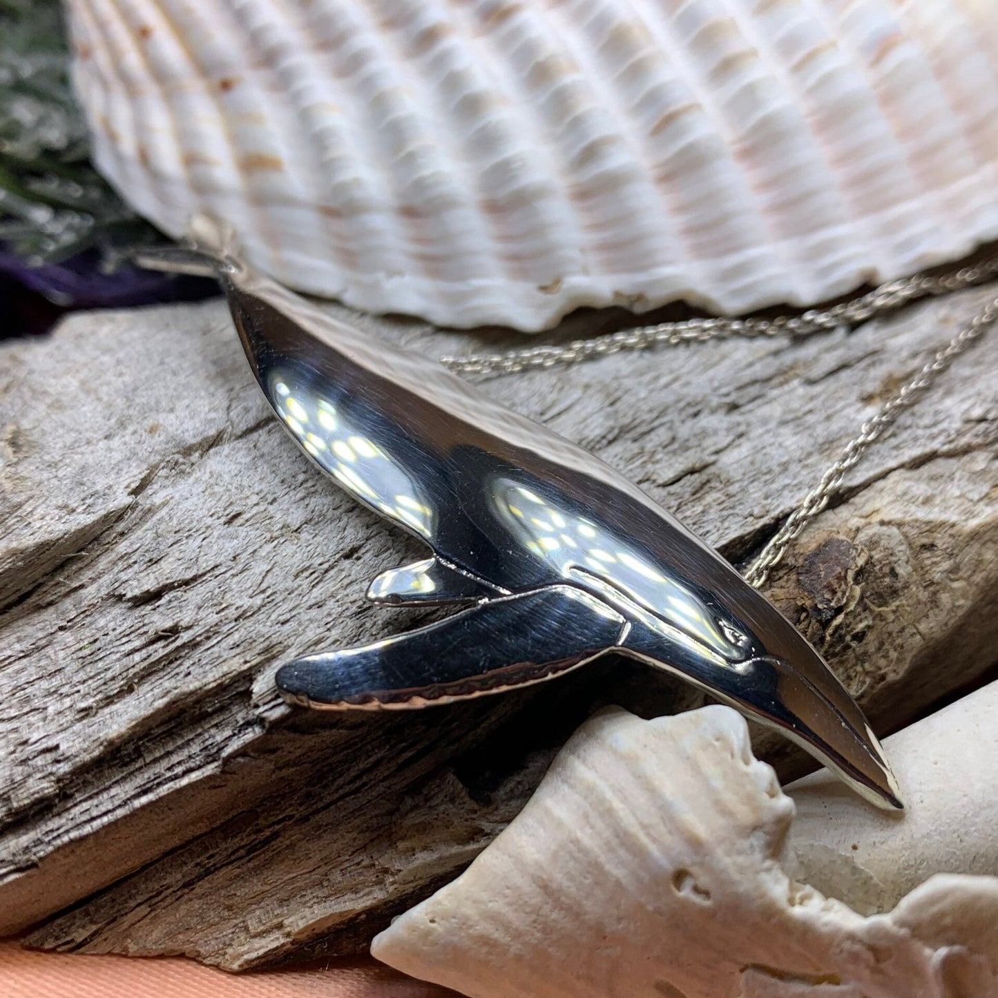 Humpback Whale Necklace, Fish Necklace, Nautical Jewelry, Mom Gift, Sea Jewelry, Ocean Jewelry, Animal Jewelry, Nature Jewelry, Beach Gift